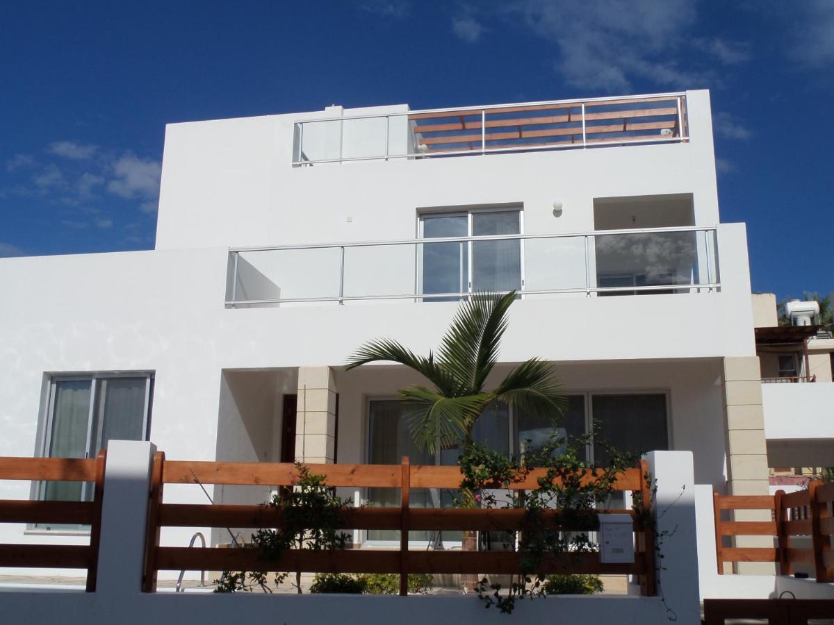 Modern Villa, 4 Bedrooms, Private Pool, Close To Coral Bay Strip Πέγεια Εξωτερικό φωτογραφία