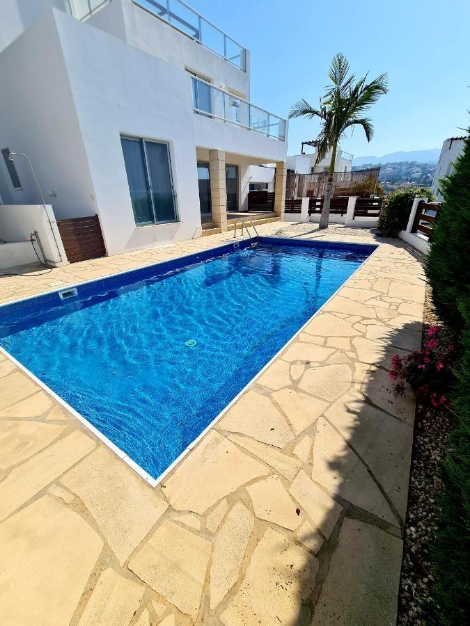 Modern Villa, 4 Bedrooms, Private Pool, Close To Coral Bay Strip Πέγεια Εξωτερικό φωτογραφία